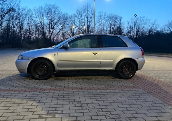 Audi A3 cena 5000 przebieg: 340000, rok produkcji 1998 z Słupsk małe 254